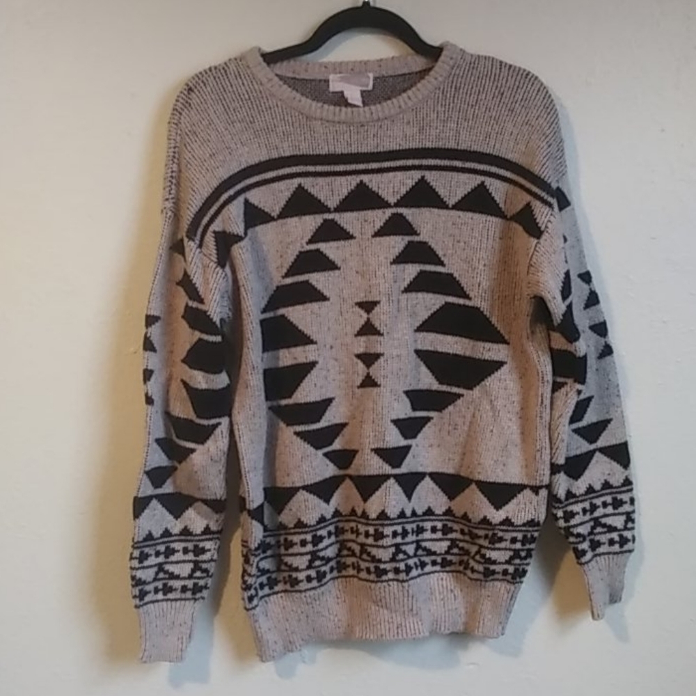 Forever 21 Beige & Black Sweater